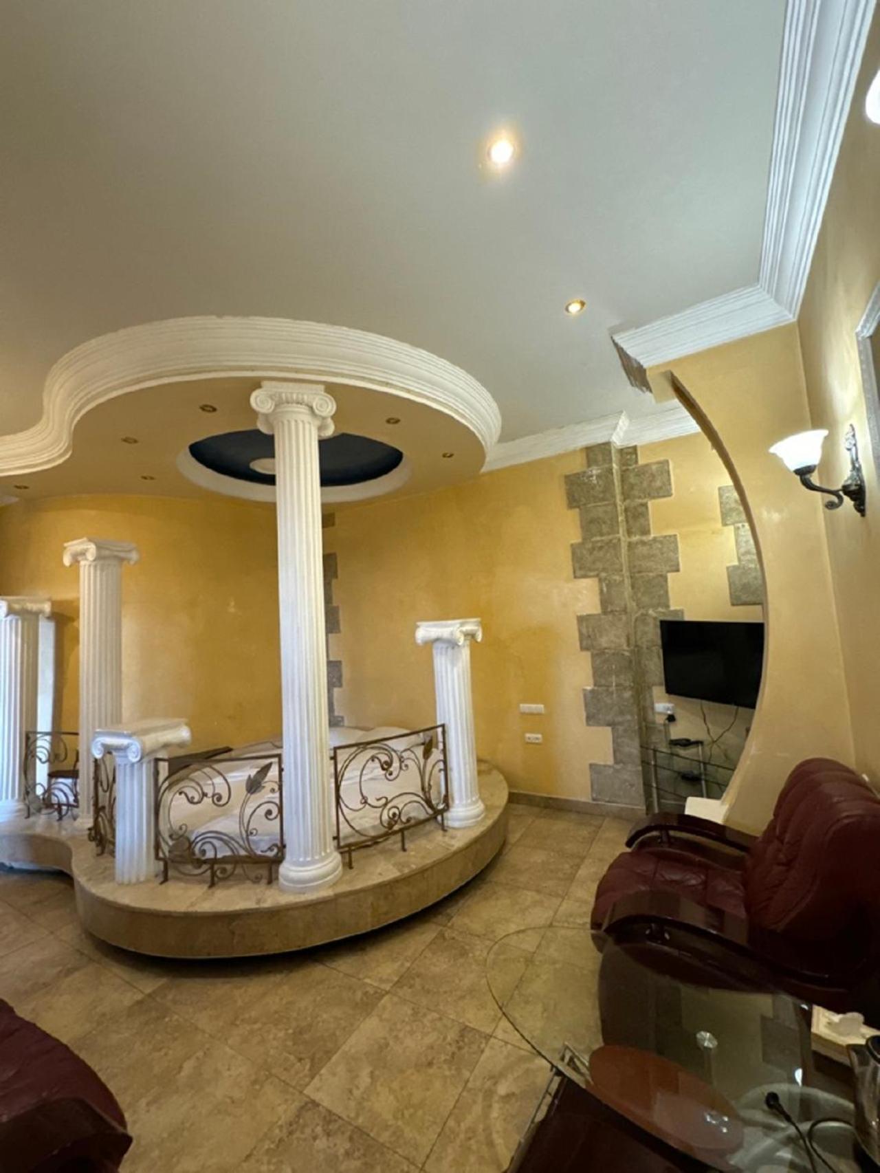 יירבאן New Bella Hotel מראה חיצוני תמונה